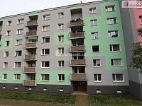 Pěkný byt 1+1 ve třetím patře panelového domu s výtahem - 14