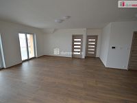 Pronájem 3kk 87m2 Podolanka U Pejřavky novostavba zahrada parkování nezařízeno - 8