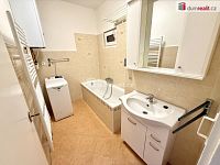 Pronájem bytu 2+1 s balkonem po kompletní rekonstrukci, 67 m², Praha 6 – Bubeneč - 2