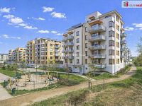Krásný slunný vybavený byt 1+kk s terasou  a s parkovacím stáním v Čakovicích - 13
