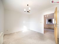 K prodeji, rodinný dům 3+1 s možností půdní vestavby s uzavřeným dvorem a garáží, ul. Prachatická 186, Lhenice  - 20