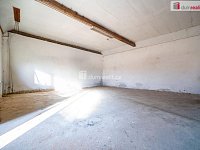 K prodeji, rodinný dům 3+1 s možností půdní vestavby s uzavřeným dvorem a garáží, ul. Prachatická 186, Lhenice  - 27