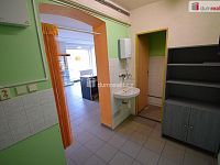 Pronájem obchodního prostoru, 56m², ul. Přemyslova, Kralupy n. Vlt. - 10