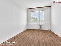 Prodej bytu 2+kk s lodžií, 40,5 m2 u metra C, Teplická, Praha - 10