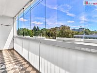 Prodej bytu 2+kk s lodžií, 40,5 m2 u metra C, Teplická, Praha - 20