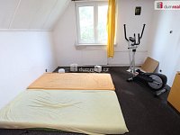 Rodinný dům s krásnou zahradou ve Stanovišti u Mariánských Lázní - 7