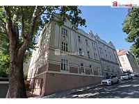 Světlý byt 3+1, 74,7 m2, 1.patro / 2 np, OV, zahrada 375 m2, Praha 5 - Smíchov - 20