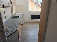 Pronájem bytové jednotky o dispozici 1+kk, ul. Nádražní, Benešov nad Ploučnicí - 11