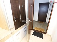 Slunná bytová jednotka 1+kk ve třetím patře novostavby z roku 2019 ve Stodůlkách - 11