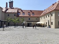 Moderní novostavba 2+kk se zahradou a terasou v rezidenci Nuselský Pivovar - 15