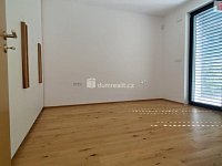 Moderní novostavba 2+kk se zahradou a terasou v rezidenci Nuselský Pivovar - 5