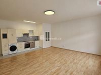 Pronájem 3kk 85m2 P2 Vinohrady Italská - 3
