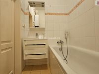 Pronájem 3kk 85m2 P2 Vinohrady Italská - 7