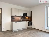 Pronájem bytu 2+kk, 48m2 v rezidenci Rolavská - 2