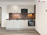 Pronájem bytu 2+kk, 48m2 v rezidenci Rolavská - 3