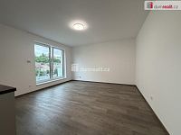 Pronájem bytu 2+kk, 48m2 v rezidenci Rolavská - 4