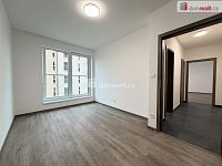 Pronájem bytu 2+kk, 48m2 v rezidenci Rolavská - 5