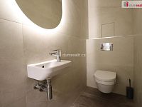 Pronájem nadstandardního bytu 3+kk s terasou, parkovacím stáním a sklepem - VaryLife, Karlovy Vary - 16