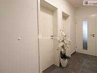 Pronájem nadstandardního bytu 3+kk s terasou, parkovacím stáním a sklepem - VaryLife, Karlovy Vary - 18