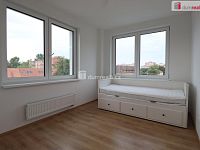 Pronájem nadstandardního bytu 3+kk s terasou, parkovacím stáním a sklepem - VaryLife, Karlovy Vary - 7