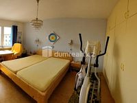 Slunný byt 3+1/B/S ve čtvrtém patře panelového domu v Chebu - 8