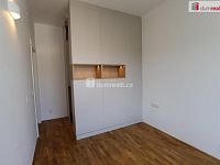 Krásný byt 2+kk po kompletní rekonstrukci v cihlovém domě v Podolí - 11