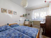 Prodej rodinného domu 163 m2,s pozemkem 327 m2 - Nové Strašecí  - 13