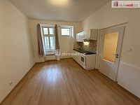 Pronájem bytu 2+kk 46 m2 P5 Smíchov Drtinova nezařízený po rekonstrukci - 2
