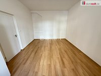 Pronájem bytu 2+kk 46 m2 P5 Smíchov Drtinova nezařízený po rekonstrukci - 8