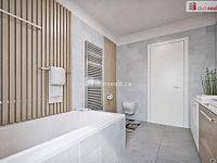 Prodej novostavby samostatného RD 5+kk už. plochy 193,7 m2, pozemek plochy 825 m2, obec Čakovičky - 17