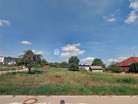 Prodej stavebního pozemku 990 m² - 2