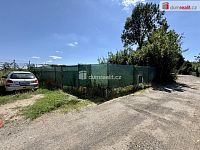 Nabízíme k prodeji zahradu o výměře 184 m² v obci Veltrusy, situovanou v klidné zahrádkářské kolonii v ulici V Cihelnách - 3