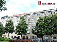 Světlý byt 1+1 po kompletní rekonstrukci, 29 m2, 5.p (6NP), Praha 6 - Bubeneč - 14