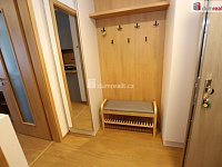 Moderní a designová bytová jednotka 1+kk v prvním patře novostavby ve Vysočanech - 16