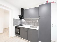 Pronájem bytu 2+1 s lodžií, 75 m2, Třebízského, Teplice