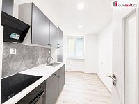 Pronájem bytu 2+1 s lodžií, 75 m2, Třebízského, Teplice - 2
