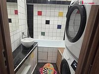 Slunný prostorný byt 4+kk ve čtvrtém patře panelového domu s výtahem, Praha 4, Kamýk - 10