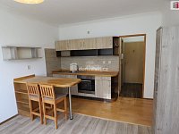 Krásná bytová jednotka 1+kk po rekonstrukci v Nejdku - 3