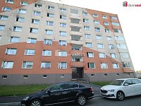 Krásný udržovaný byt 2+kk/L s lodžií s hezkým výhledem v Karlových Varech - 14