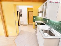 Prostorný byt 1+kk s patrem na spaní, 43 m2, 1NP, Praha 5 - Smíchov - 10