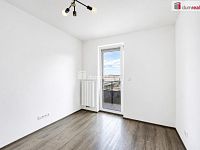Pronájem bytu 2+kk (63m2) se dvěmi balkony v Praze 9 - Letňany - 11