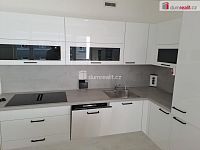 Pronájem bytu 1+kk/L/GS 34m2 novostavba Nuselská P-4 - 4