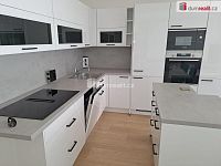 Pronájem bytu 1+kk/L/GS 34m2 novostavba Nuselská P-4 - 9
