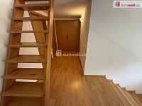 Prodej domu 120 m2 P5 Slatinová Řeporyje garáž 38 m2 zahradní domek bazén  - 7