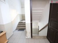 Pěkný slunný byt 2+kk v prvním patře cihlového domu v Bečově nad Teplou s parkováním ve dvoře - 10