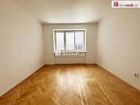 Pronájem slunného bytu ve velmi žádané lokalitě Ústí nad Labem - Skřivánek - 2