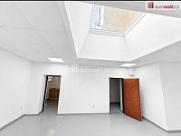 Pronájem komerčního prostoru, 140 m2, Masarykova třída, Teplice - 4