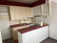Pronájem 3kk 55m2 P4 Krč panel po částečné rekonstrukci komora, lodžie
