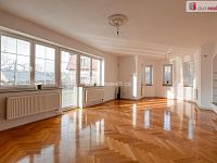 Prodej rodinného domu 9+2, 350 m2 - Mladá Boleslav - 2