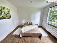 Prodej kompletně zrekonstruovaného bytu 3+1+L v Příšovicích - pokoj se vstupem z kuch.